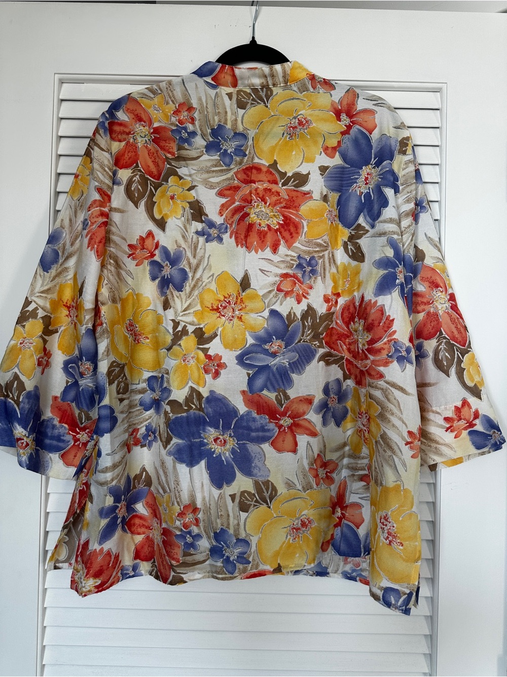 Alfred Dunner Multicolor Floral Button-Front Shirt Size 18 - Picture 6 of 12